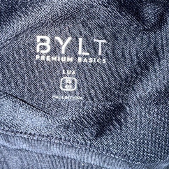 BYLT black capped sleeved child’s T shirt size XS 4/5 - Picture 5 of 6